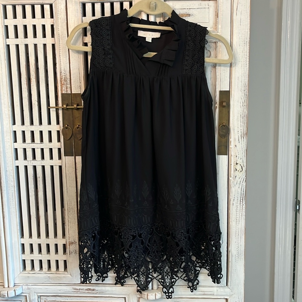 Black lace long top